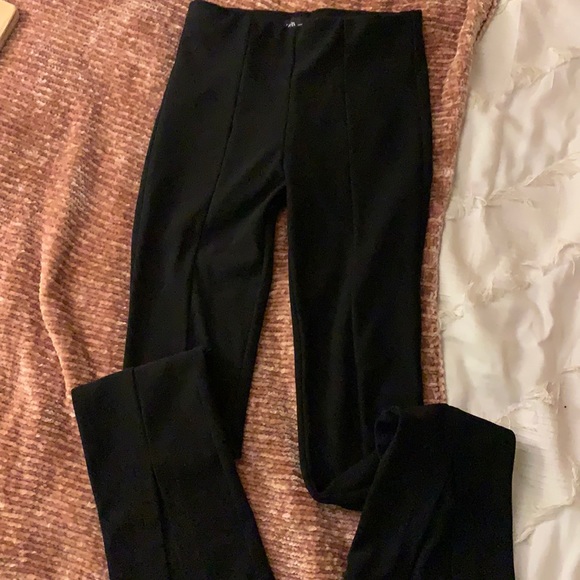 Zara Pants - zara split hem leggings- only worn once